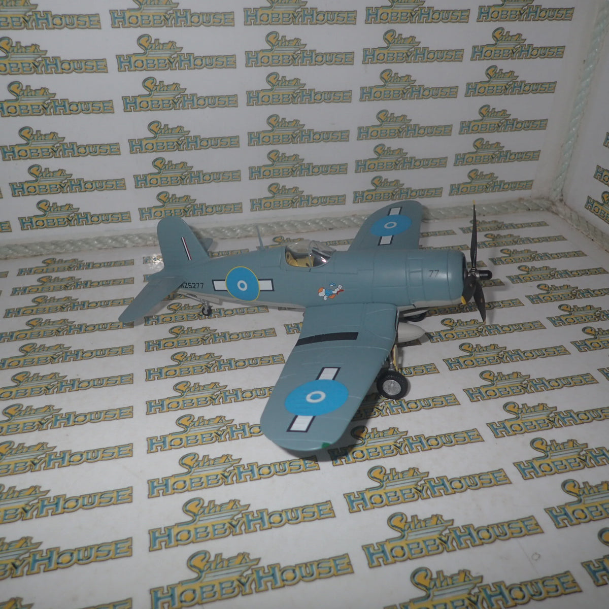 Franklin Mint Armour Collection B11B672 F4U-1A Corsair Royal New Zealand Air Force 'Irate Donald'