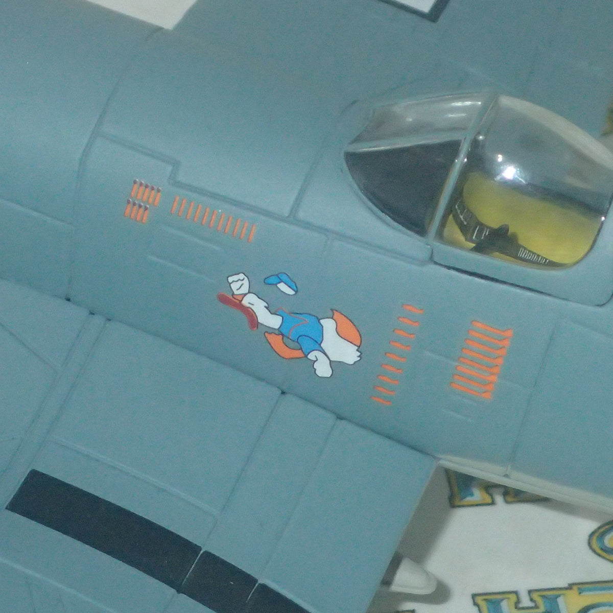 Franklin Mint Armour Collection B11B672 F4U-1A Corsair Royal New Zealand Air Force 'Irate Donald'