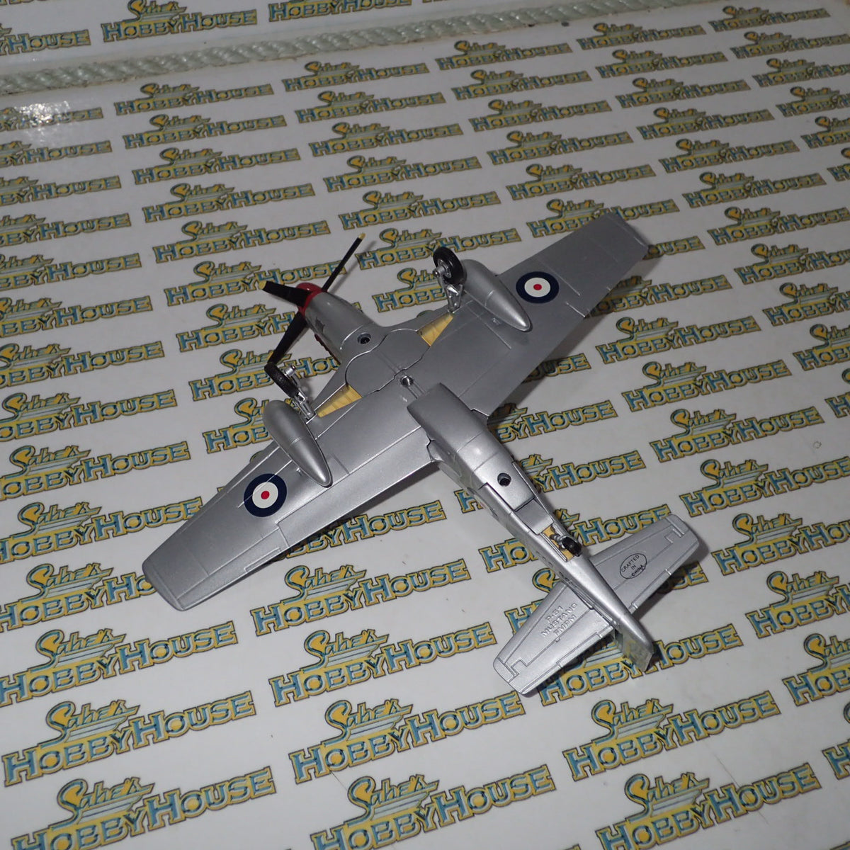 Franklin Mint Armour Collection B11E329 - 1/48 RAAF P-51 Mustang Diecast Model Aircraft