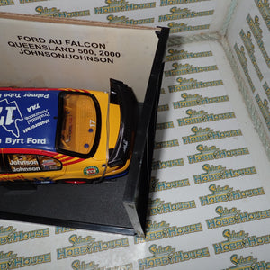 Biante B180101K - 1/18 Scale 2000 #17 DJR Shell Helix Ford AU Falcon QLD 500 Johnson/Johnson