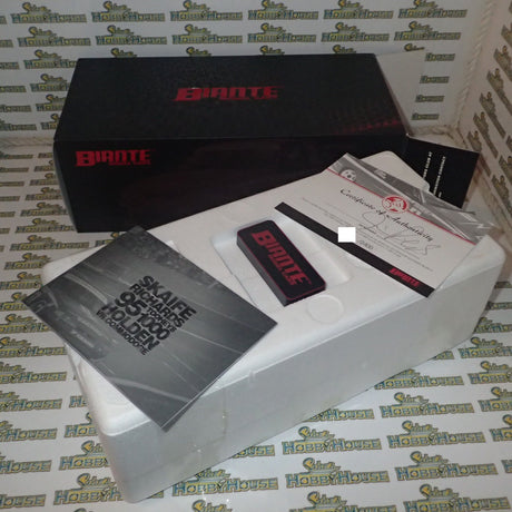 Biante B180401D - 1/18 Scale Holden VR Commodore #1 Skaife/Richards 1995 Tooheys 1000 Diecast Scale Model Replica