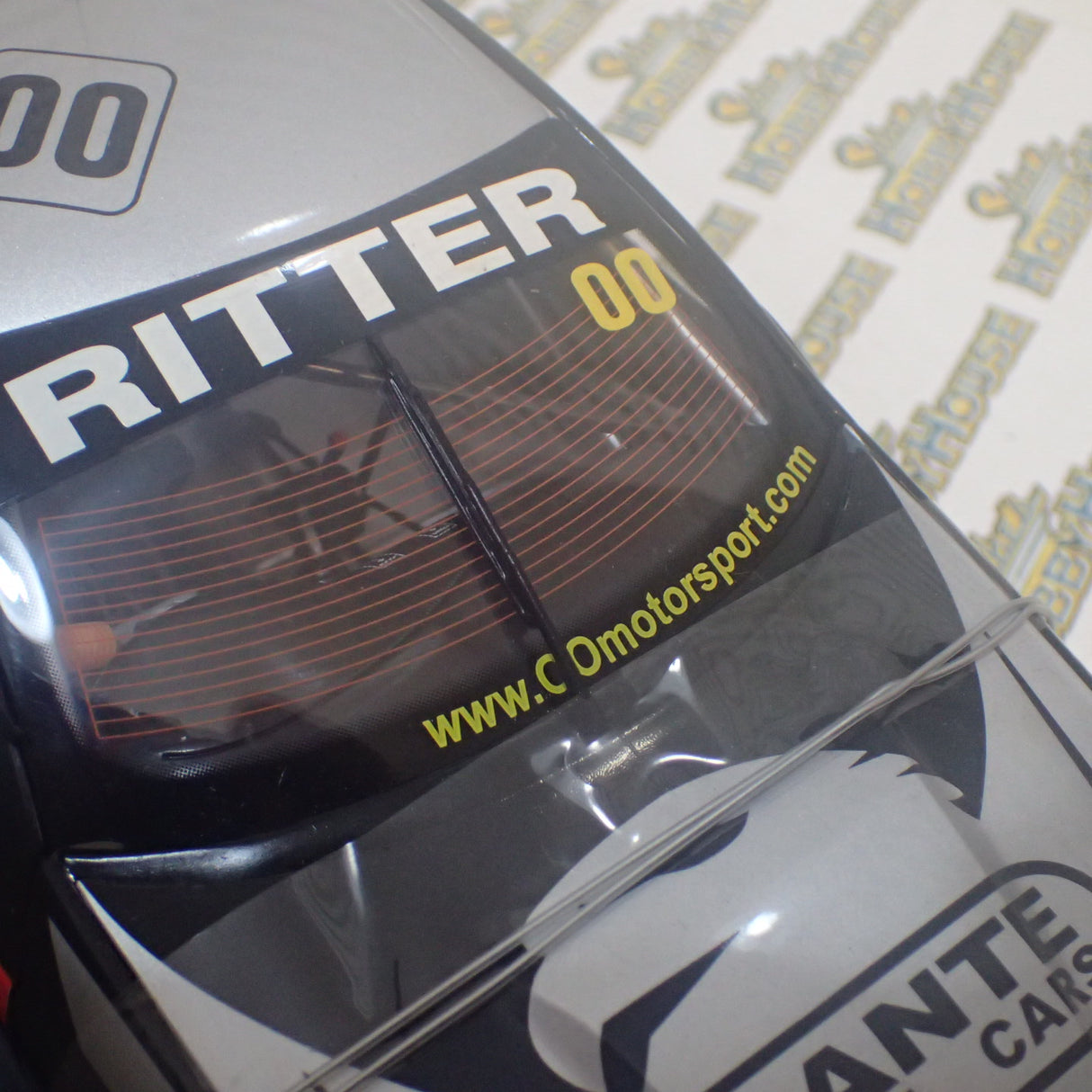 Biante B180702G - 1/18 Scale 2003 00 Motorsport BA Falcon Driven by Greg Ritter Die-cast Model Replica