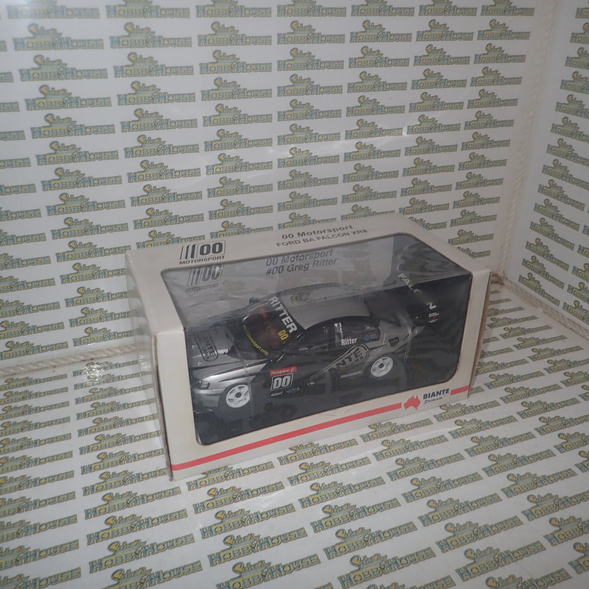 Biante B180702G - 1/18 Scale 2003 00 Motorsport BA Falcon Driven by Greg Ritter Die-cast Model Replica