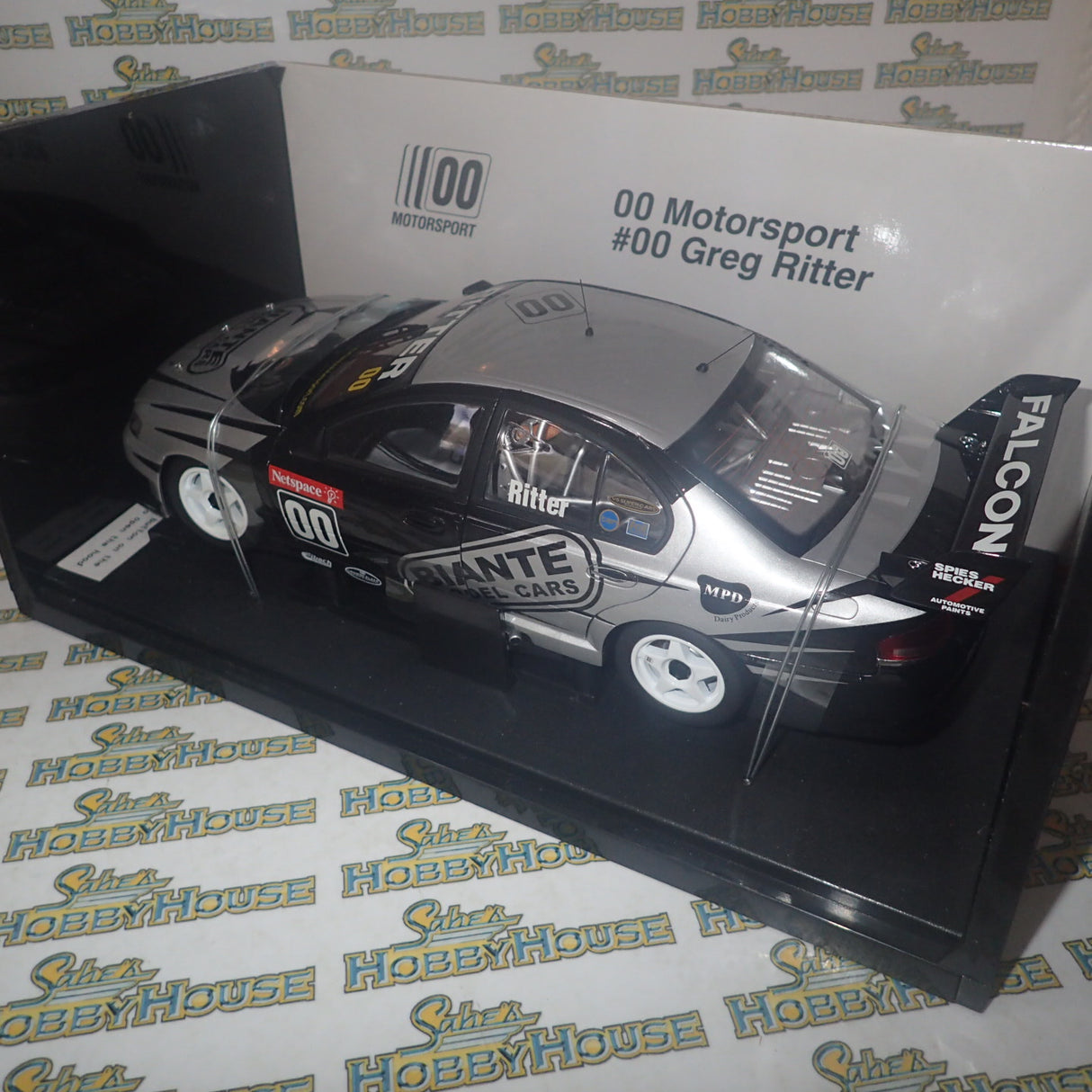 Biante B180702G - 1/18 Scale 2003 00 Motorsport BA Falcon Driven by Greg Ritter Die-cast Model Replica