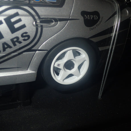 Biante B180702G - 1/18 Scale 2003 00 Motorsport BA Falcon Driven by Greg Ritter Die-cast Model Replica