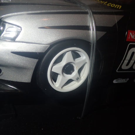 Biante B180702G - 1/18 Scale 2003 00 Motorsport BA Falcon Driven by Greg Ritter Die-cast Model Replica