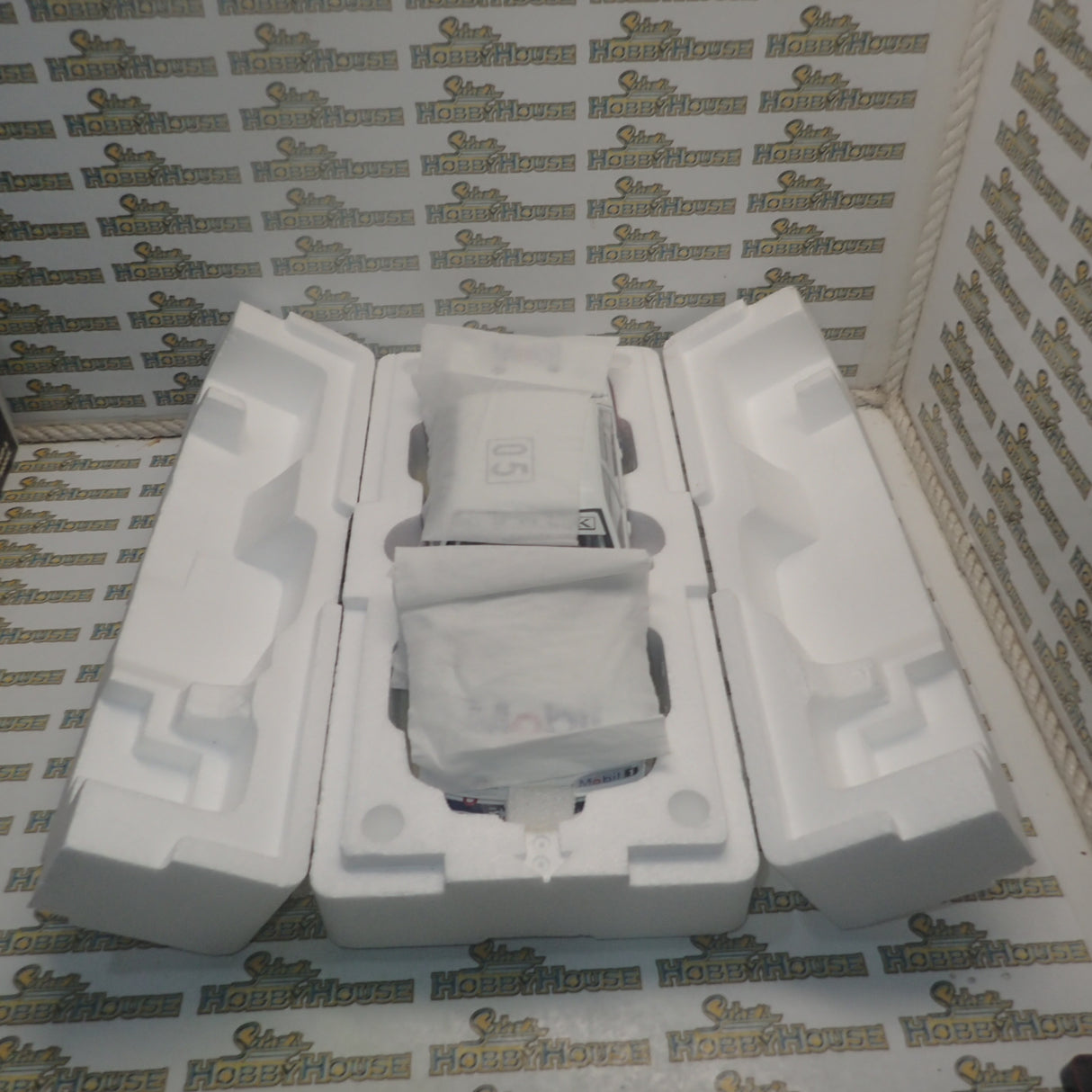 Biante B182703B - 1/18 Holden VL SS Group A Commodore Brock 1987 Bathurst #05 Die-Cast car