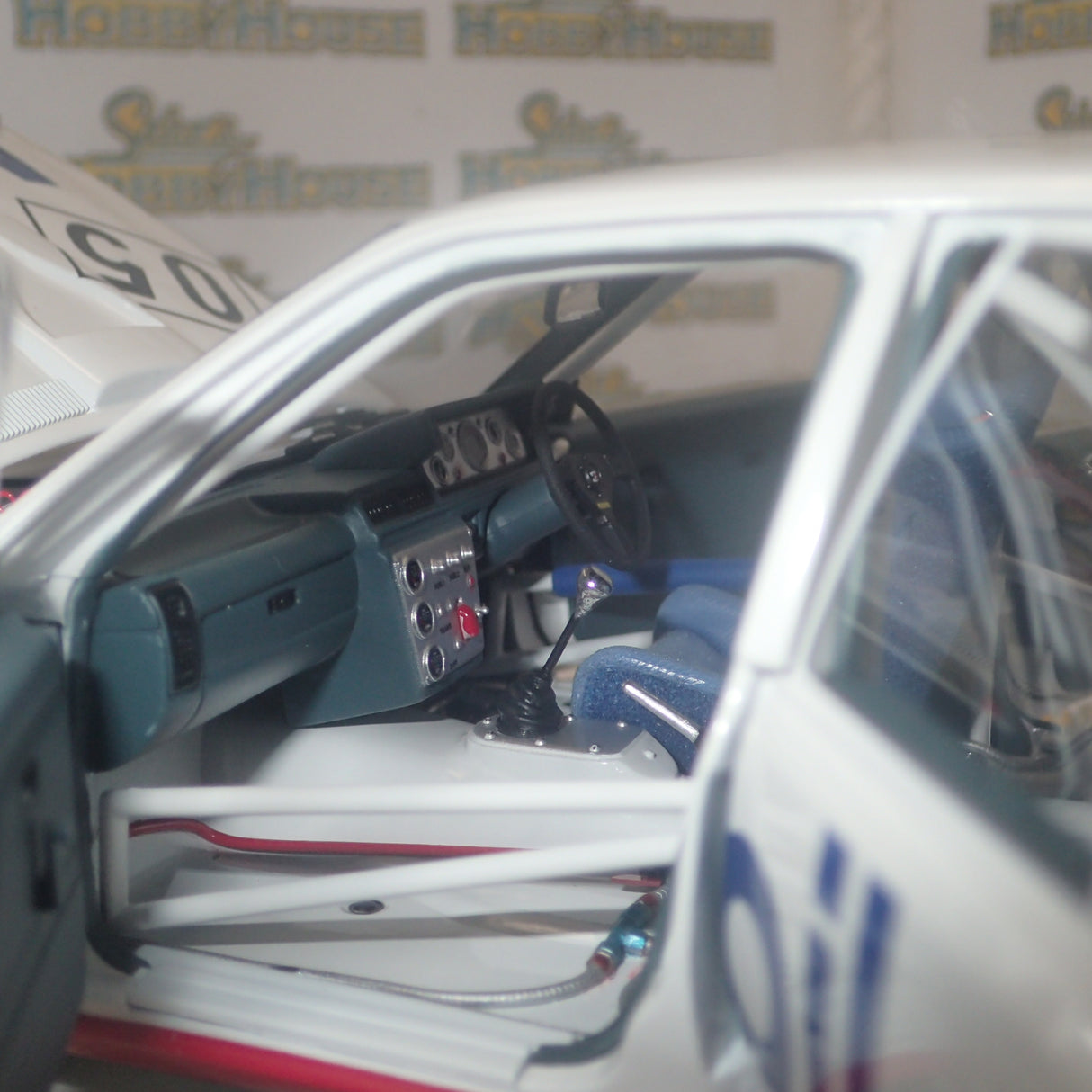 Biante B182703B - 1/18 Holden VL SS Group A Commodore Brock 1987 Bathurst #05 Die-Cast car