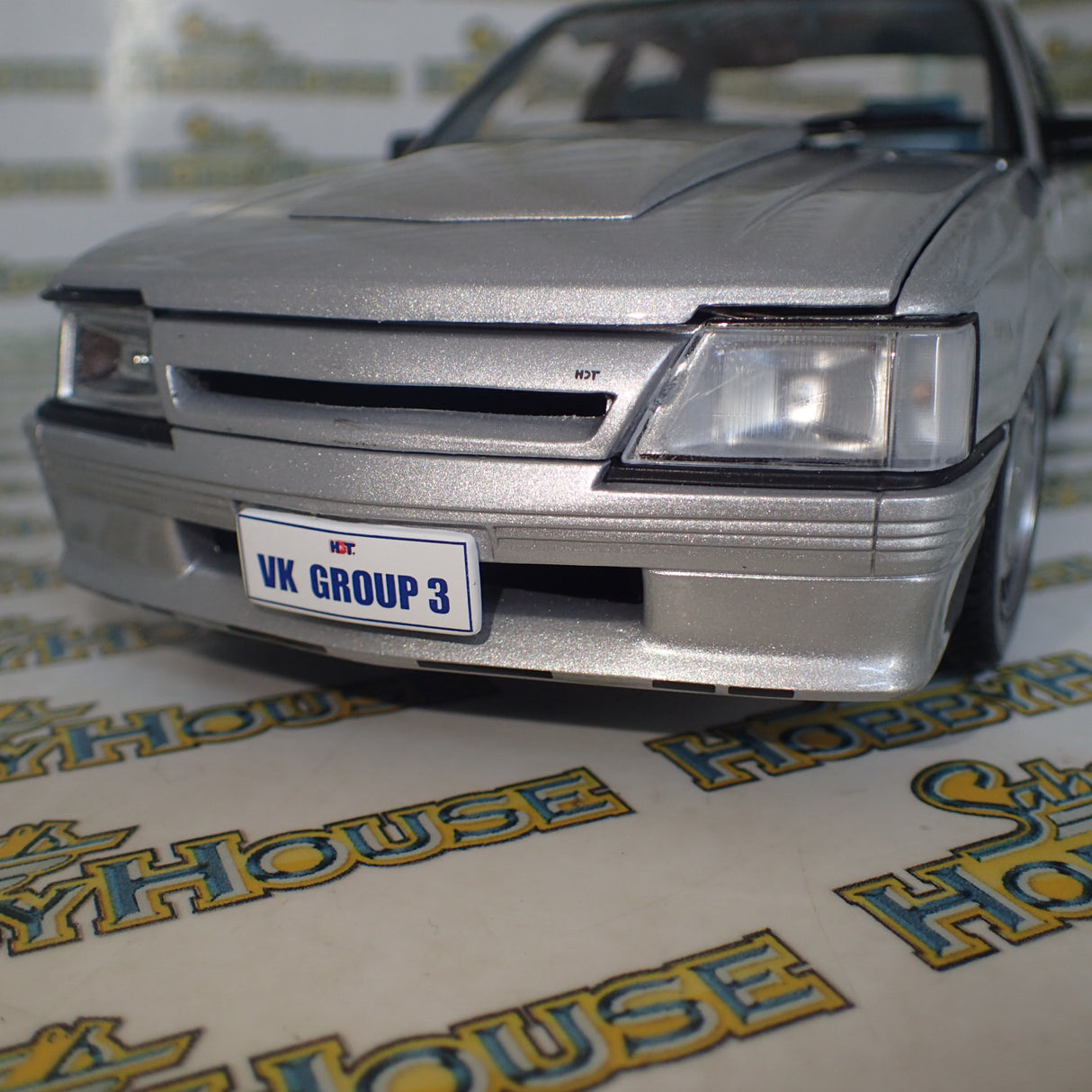 Biante B182705A 1/18 Scale Holden VK Commodore SS Group Three in Asteroid Silver