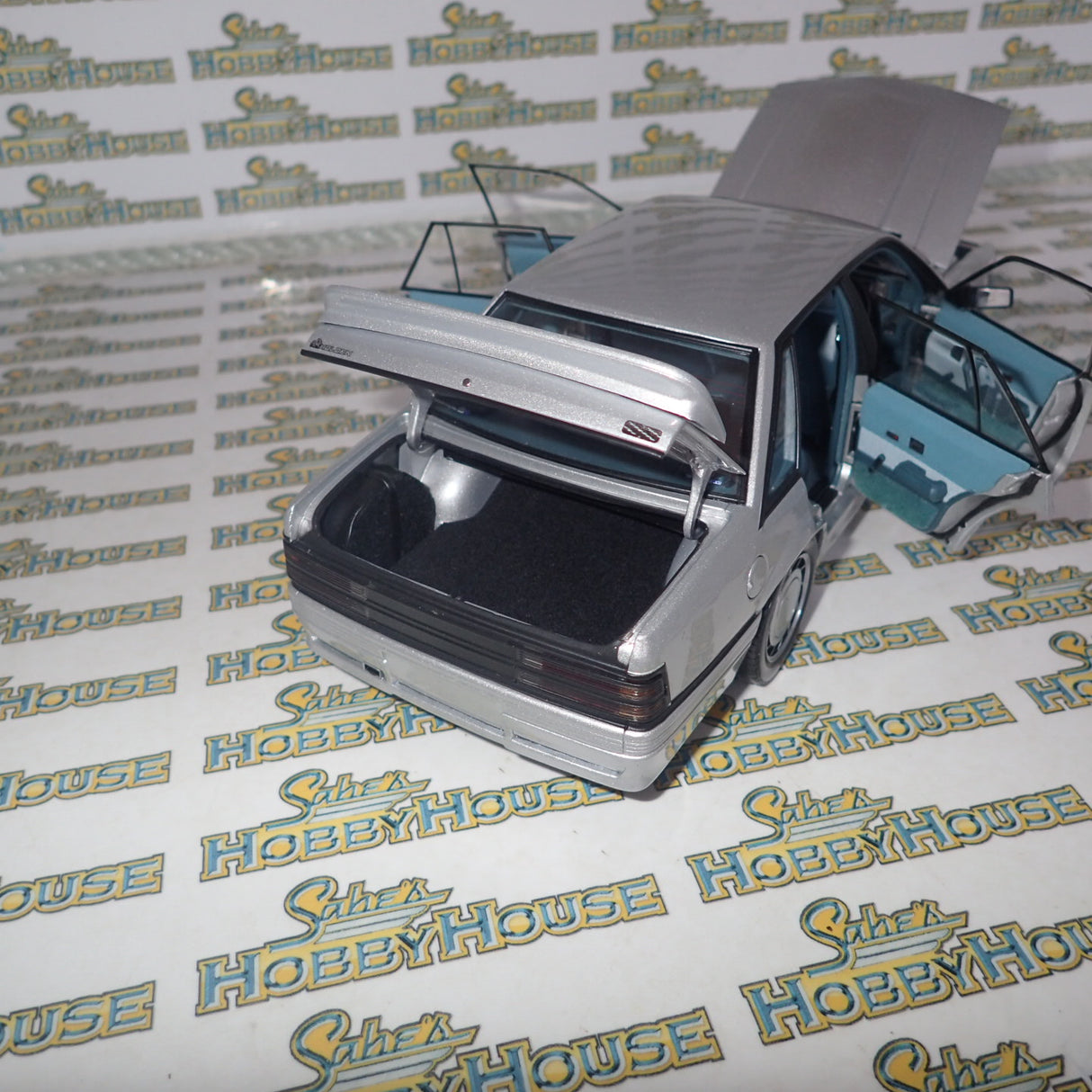 Biante B182705A 1/18 Scale Holden VK Commodore SS Group Three in Asteroid Silver