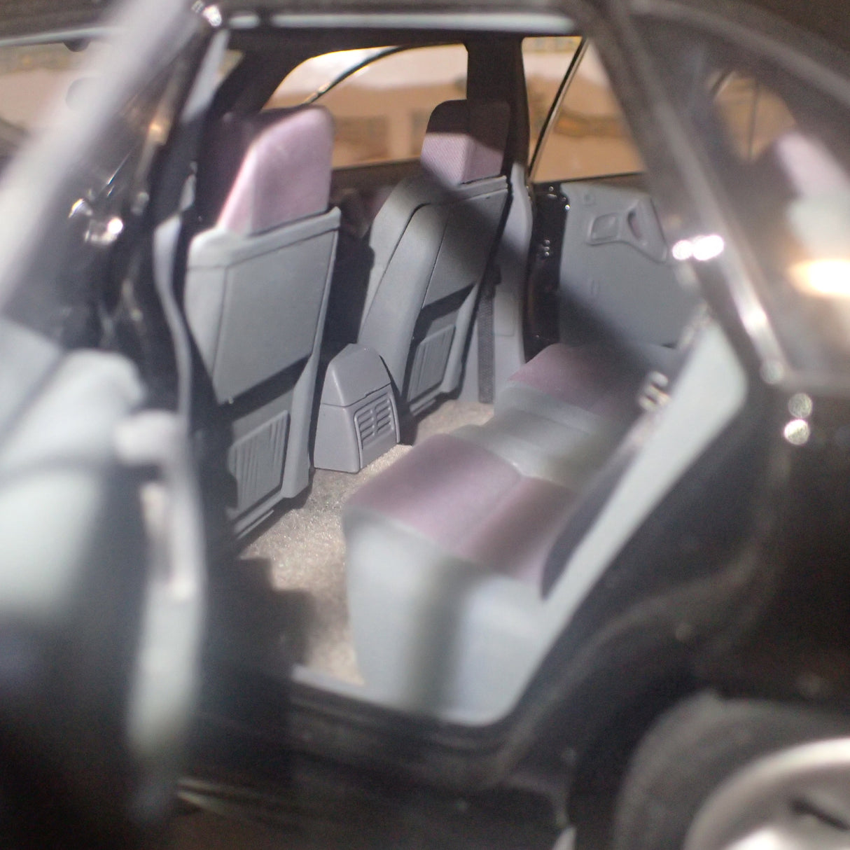 Biante B182706D - Diecast 1/18 Scale Holden VN Commodore SS Group A 1991 Tooheys 1000 Special Edition Twinset