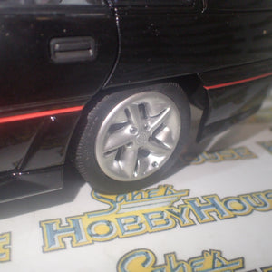 Biante B182706D - Diecast 1/18 Scale Holden VN Commodore SS Group A 1991 Tooheys 1000 Special Edition Twinset