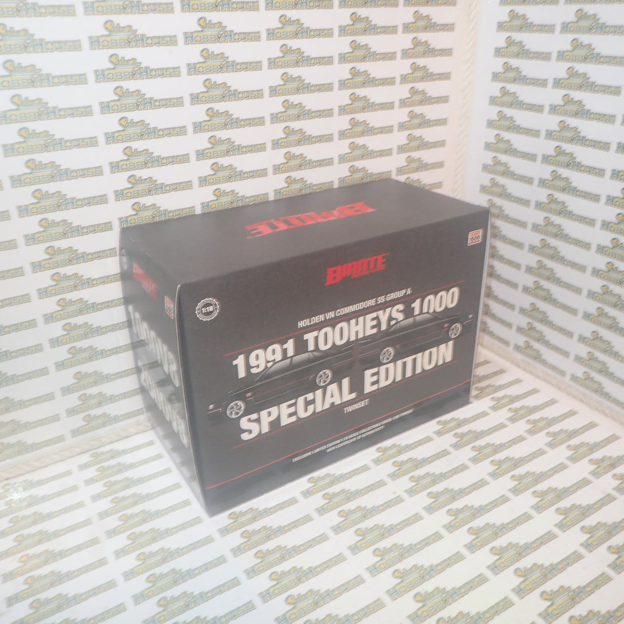 Biante B182706D - Diecast 1/18 Scale Holden VN Commodore SS Group A 1991 Tooheys 1000 Special Edition Twinset