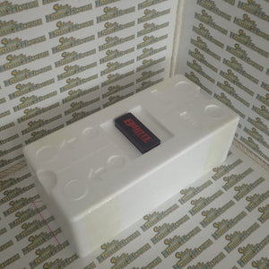 Biante B18F18C - 1/18 Scale Ford FGX Falcon Supercar 1973 Bathurst Winner Retro Livery Diecast Scale Model Replica