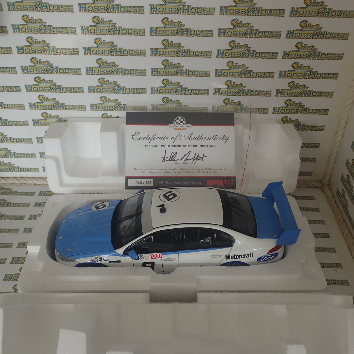 Biante B18F18C - 1/18 Scale Ford FGX Falcon Supercar 1973 Bathurst Winner Retro Livery Diecast Scale Model Replica