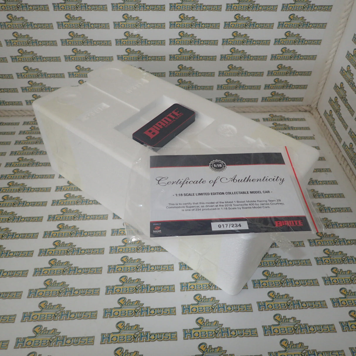 Biante - B18H18J 1/18 Scale - Holden ZB Commodore Mobil 1 Boost Racing #25 James Courtney 2018 Townsville 400 Diecast Scale Model Replica