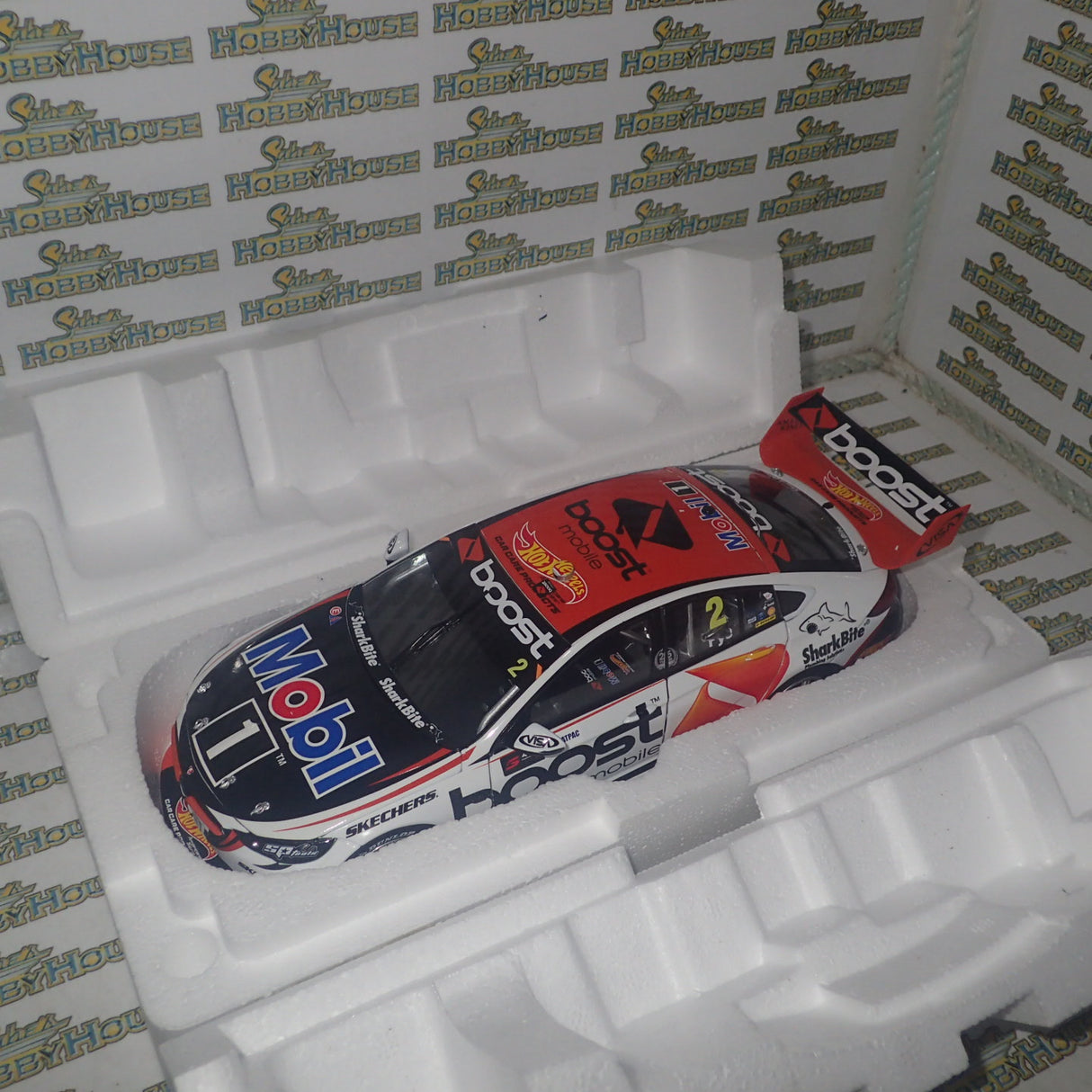Biante B18H18Q – 1/18 Scale – Holden ZB Commodore V8 Supercar COTF Mobil 1 Boost Mobile Racing #2 Scott Pye 2018 Townsville 400 Diecast Scale Model Replica