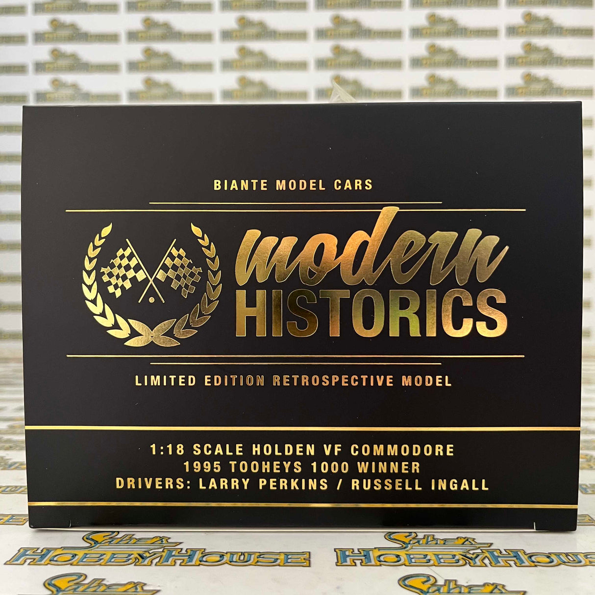Biante B18R15A - 1/18 Scale - Modern Historics Holden VF Commodore Retrospective 1995 Tooheys 1000 Winner - Drivers: Larry Perkins / Russell Ingall Diecast Model Replica