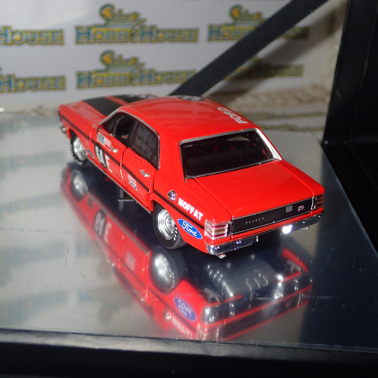 Biante B43403B - 1/43 Reserve Collection XW GTHO Falcon #64E A Moffat 1970 Bathurst Winner