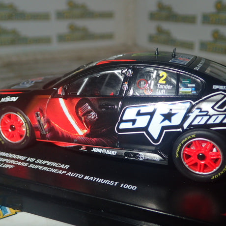 Biante B43H15N - 1/43 Scale Star Wars Livery Holden VF Commodore V8 Supercar Holden Racing Team - 2015 V8 Supercars Supercheap Auto Bathurst 1000 #2 Garth Tander/Warren Luff