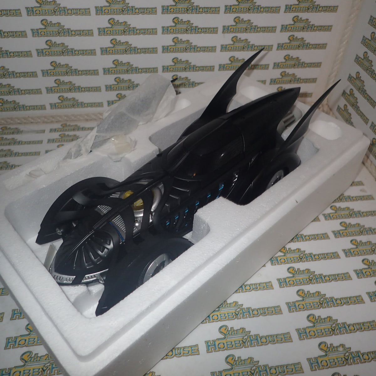 Hot wheels BCJ98 - 1:18 Batman