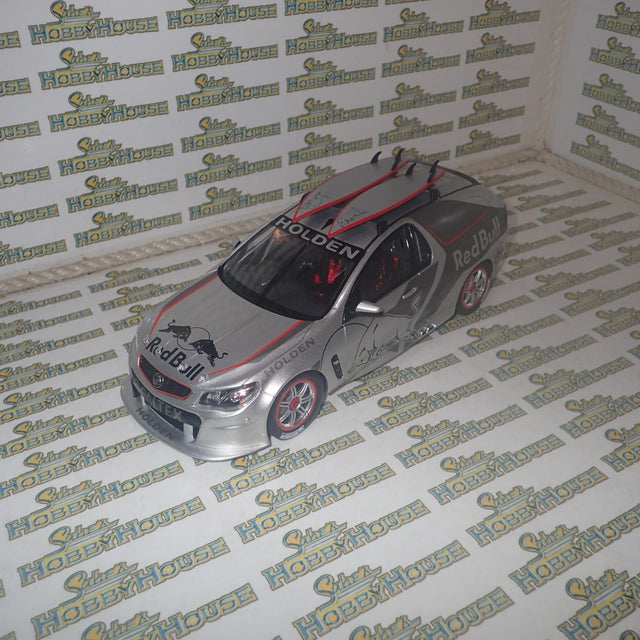 BIANTE BR18601A - 1:18 Triple Eight Project Sandman Tribute Edition Model Car