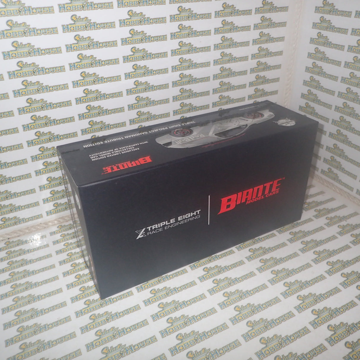 BIANTE BR18601A - 1:18 Triple Eight Project Sandman Tribute Edition Model Car