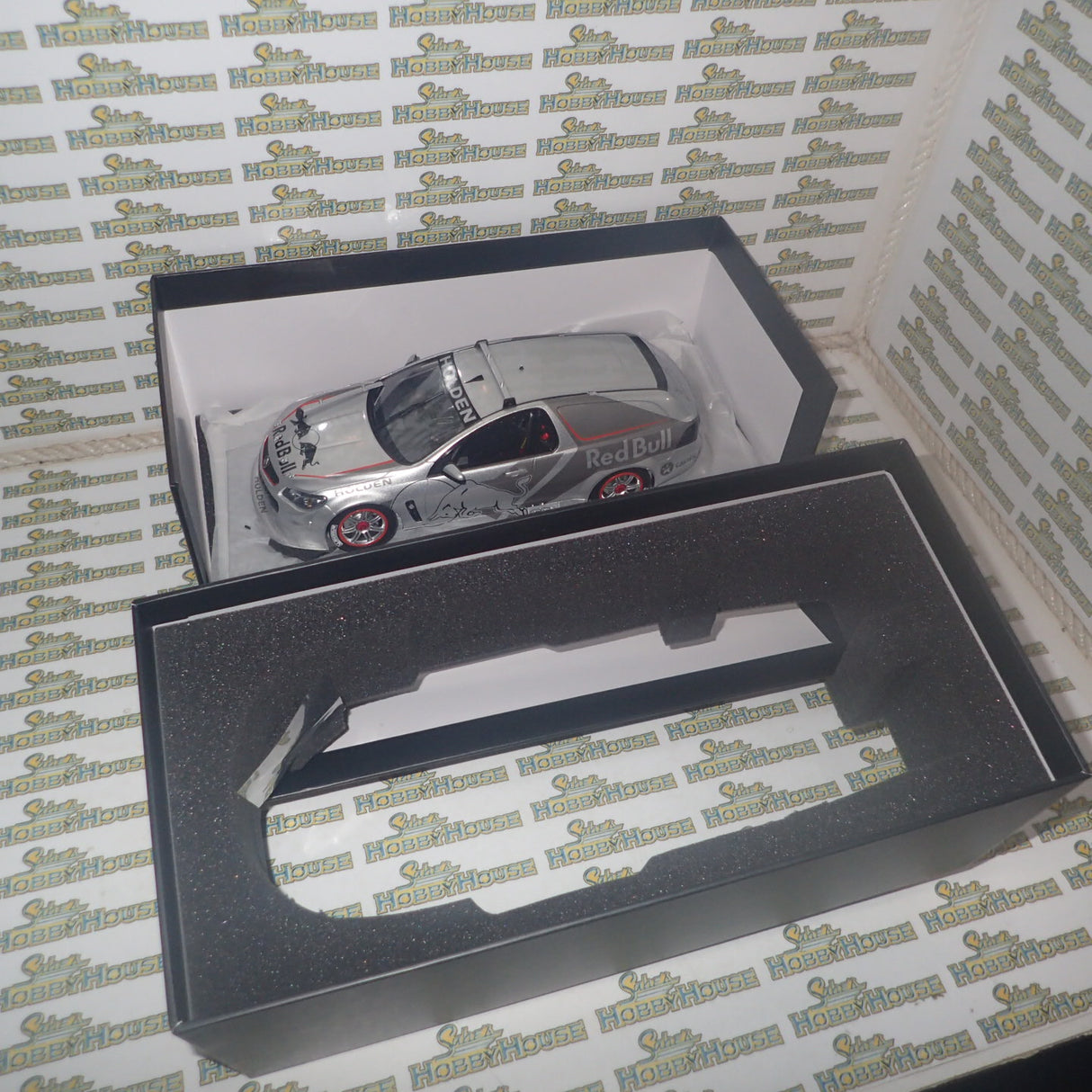 BIANTE BR18601A - 1:18 Triple Eight Project Sandman Tribute Edition Model Car