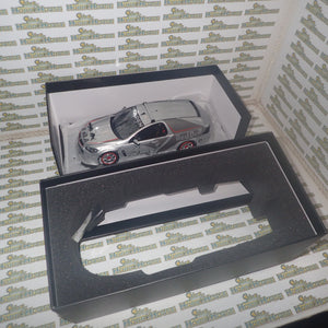 BIANTE BR18601A - 1:18 Triple Eight Project Sandman Tribute Edition Model Car