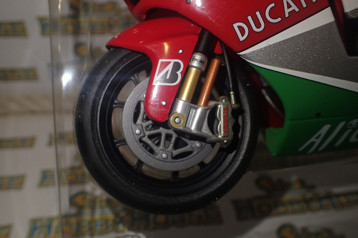 IXO BRB002 1/12 SCALE DESMOSEDICI MOTO GP 2006 MUGELLO L.CAPIROSSI