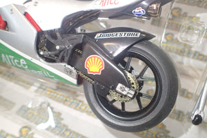 IXO BRB002 1/12 SCALE DESMOSEDICI MOTO GP 2006 MUGELLO L.CAPIROSSI