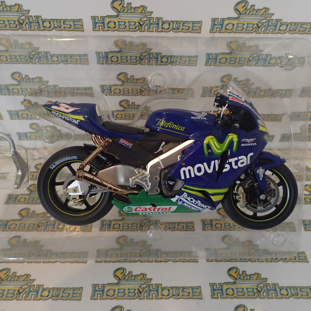 IXO BRB008 1/12 SCALE HONDA RC211V MARCO MELANDRI 2005