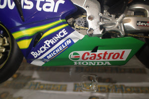 IXO BRB008 1/12 SCALE HONDA RC211V MARCO MELANDRI 2005