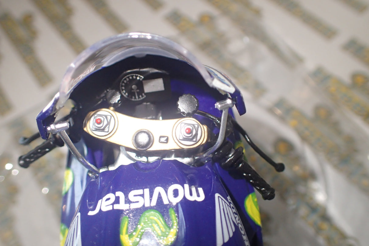 IXO BRB008 1/12 SCALE HONDA RC211V MARCO MELANDRI 2005