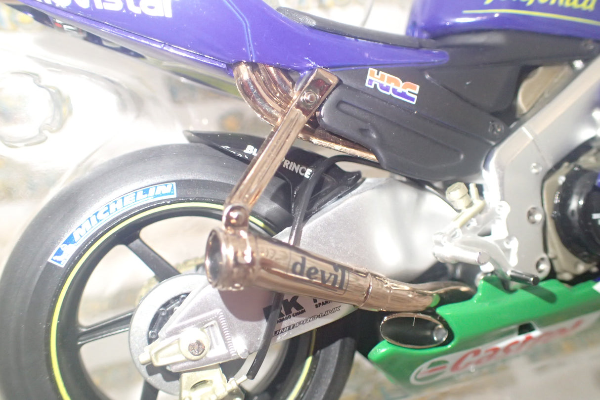 IXO BRB008 1/12 SCALE HONDA RC211V MARCO MELANDRI 2005