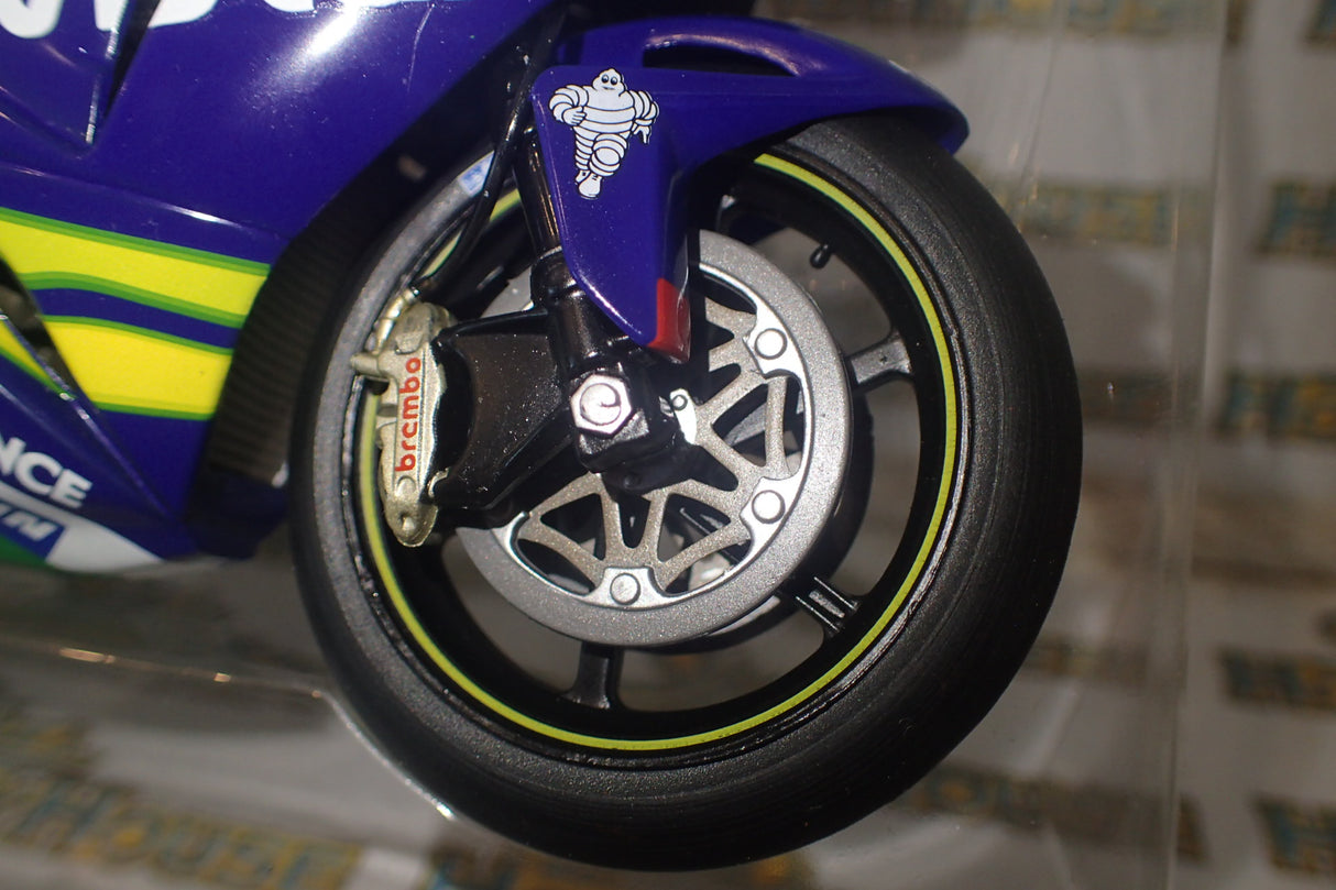 IXO BRB008 1/12 SCALE HONDA RC211V MARCO MELANDRI 2005