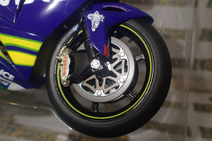 IXO BRB008 1/12 SCALE HONDA RC211V MARCO MELANDRI 2005