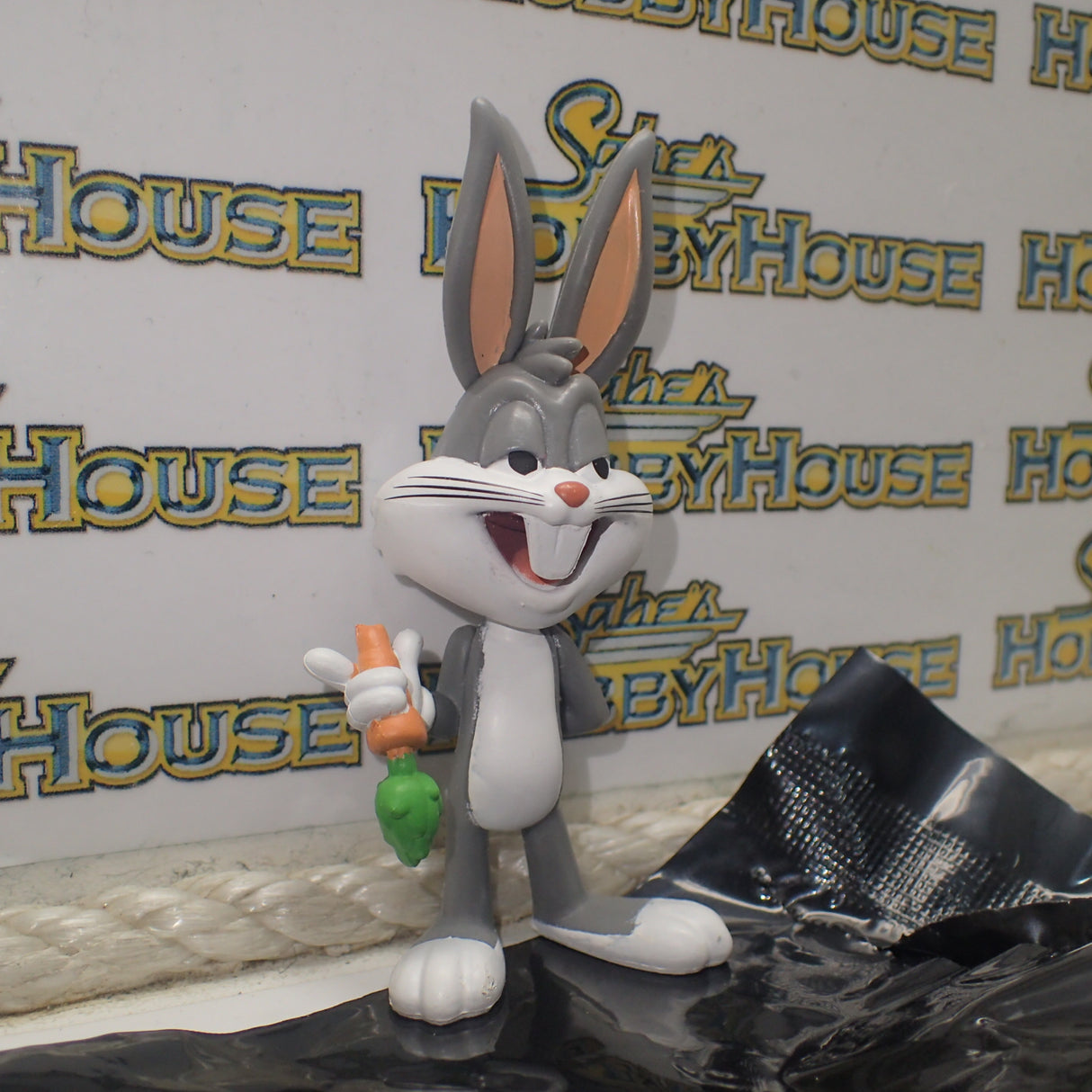 Funko DRM171116 Bugs – Looney Tunes Bugs Bunny 1/6 Vinyl Figure