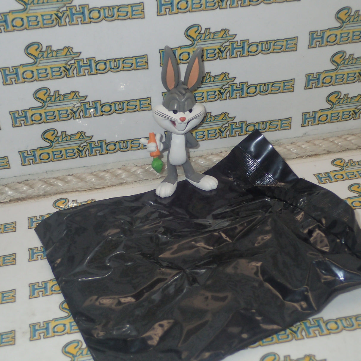 Funko DRM171116 Bugs – Looney Tunes Bugs Bunny 1/6 Vinyl Figure