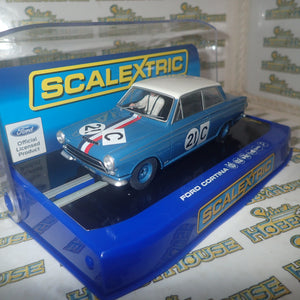 Scalextric C3670 - 1/32 Scale Ford Cortina GT 1964 Bathurst Ian & Leo Geoghegan Slot Car
