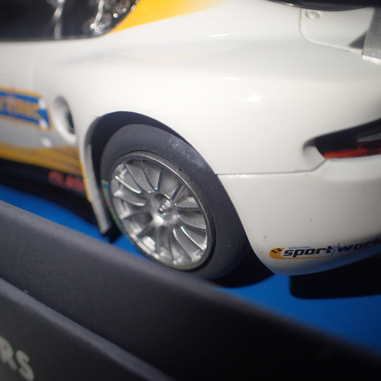 Scalextric C3830A 60th Anniversary No.2 2000 Aston Martin DBR9 Slot Car