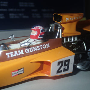 Scalextric C3833A - 1/32 Scale - Legends - Lotus 72 Gunston 1974, Ian Scheckter - Limited Edition Slot Car