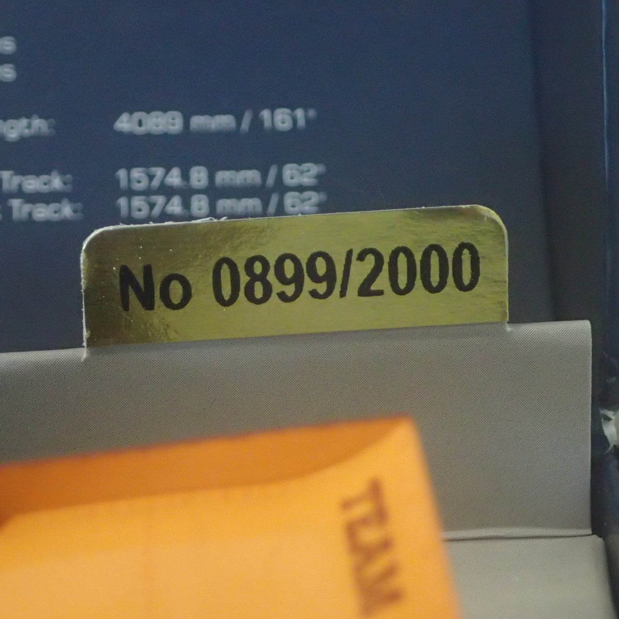 Scalextric C3833A - 1/32 Scale - Legends - Lotus 72 Gunston 1974, Ian Scheckter - Limited Edition Slot Car