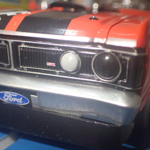 Scalextric C3928 - 1/32 Scale Ford XY Falcon 1971 Bathurst #65 Allan Moffat Slot Car