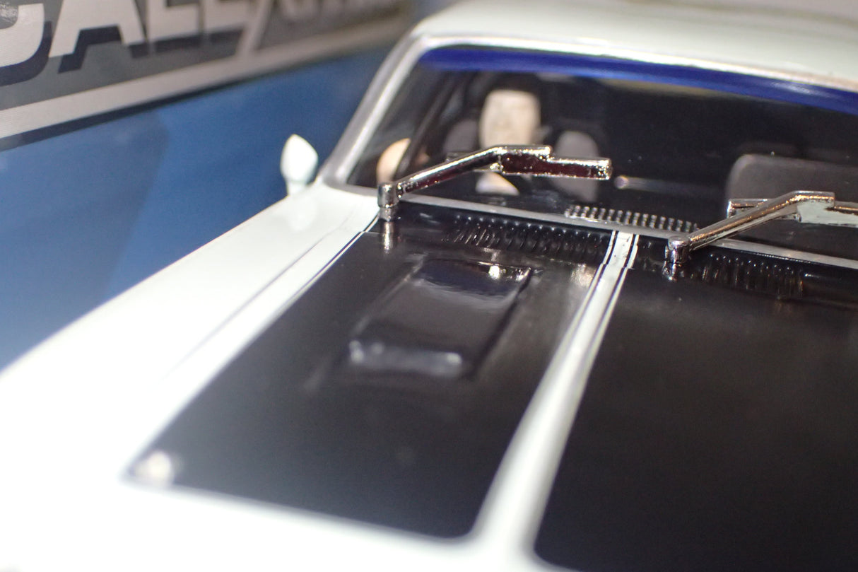 Scalextric C3986 - 1/32 Scale Ford XW GT-HO Phase II Falcon 1970 Super Roo Slot Car