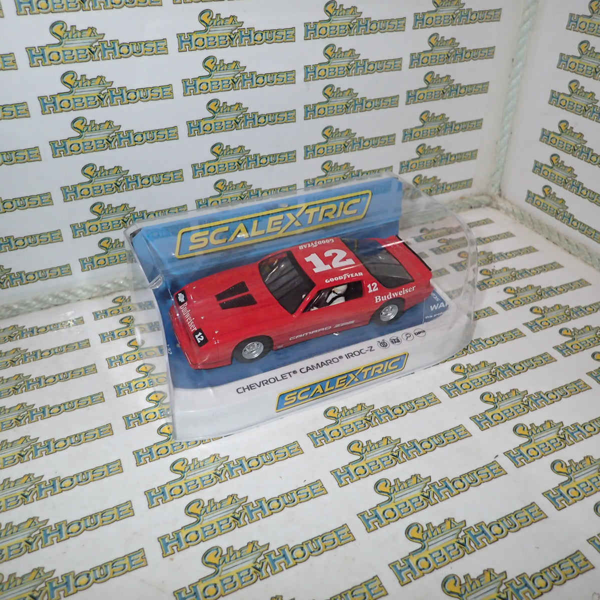 Scalextric C4073 - 1/32 Scale - CHEVROLET CAMARO IROC-Z - RED