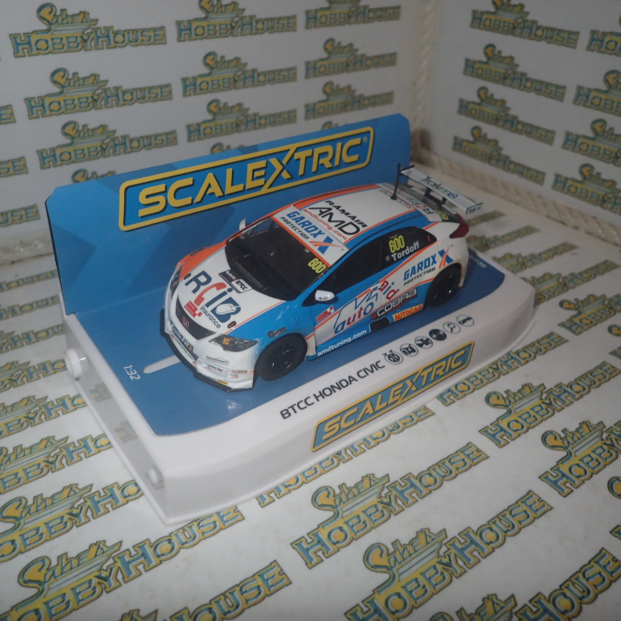 Scalextric C4144 - 1/32 Scale - HONDA CIVIC TYPE R - BTCC 2019 - SAM TORDOFF