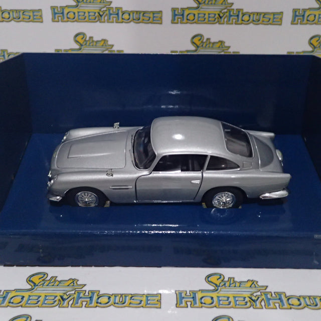 Corgi CC04311 - 1/36 Scale Aston Martin DB5 'Goldeneye' Die-cast Scale Model Replica