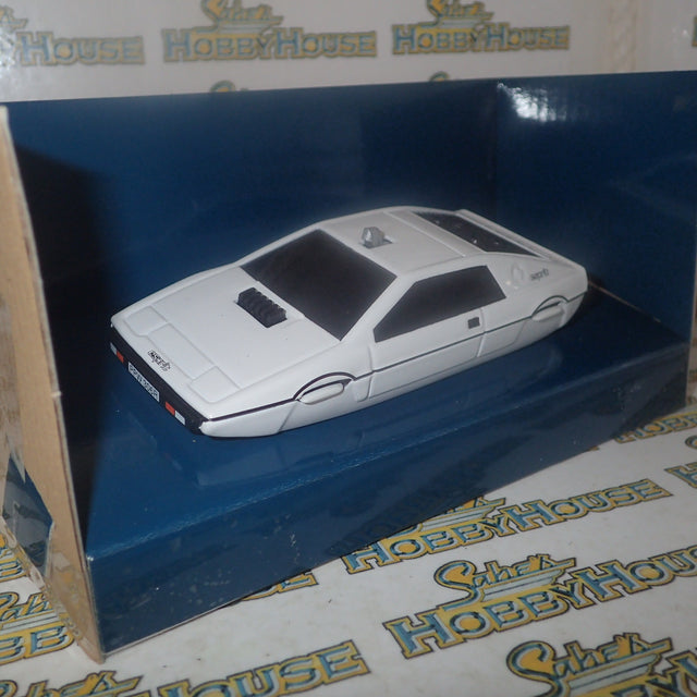 Corgi CC04513 1/36 Scale - James Bond Lotus Esprit 'The Spy Who Loved Me' Diecast Scale Model Replica