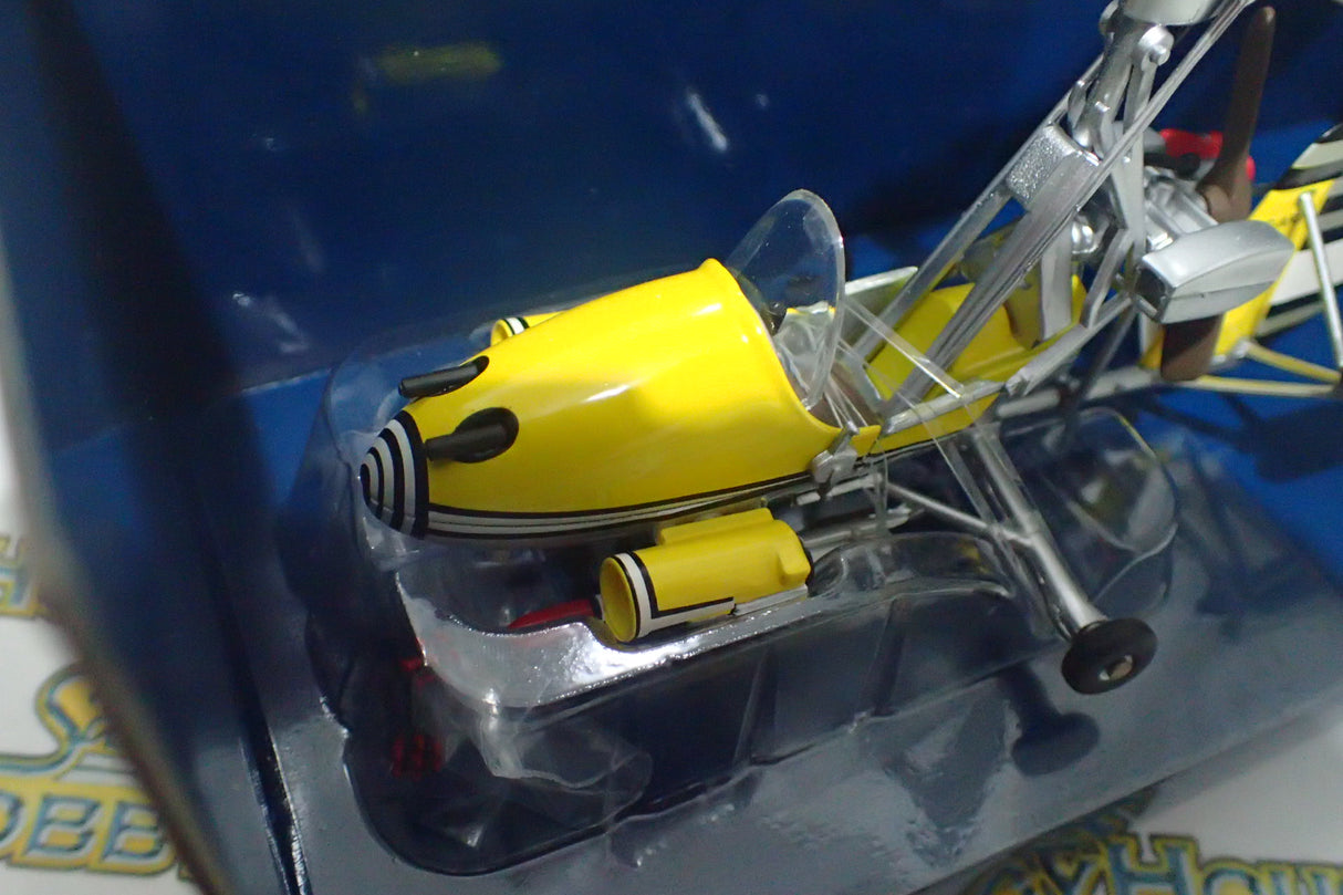 Corgi CC04603 - 1/36 Scale Gyrocopter 'Little Nellie' 'You Only Live Twice' Diecast Scale Model Replica